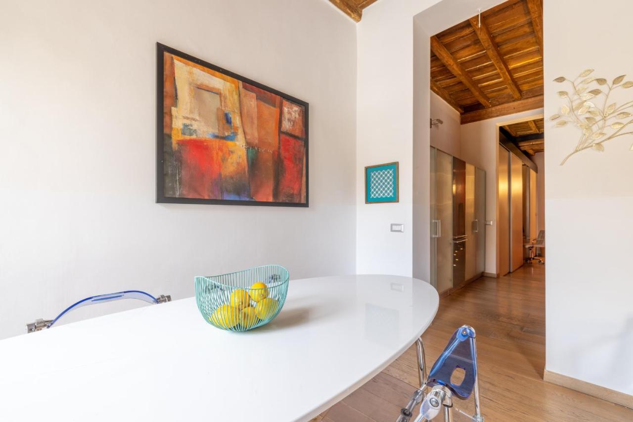 Modern Apartment In Campo De Fiori Рим Экстерьер фото