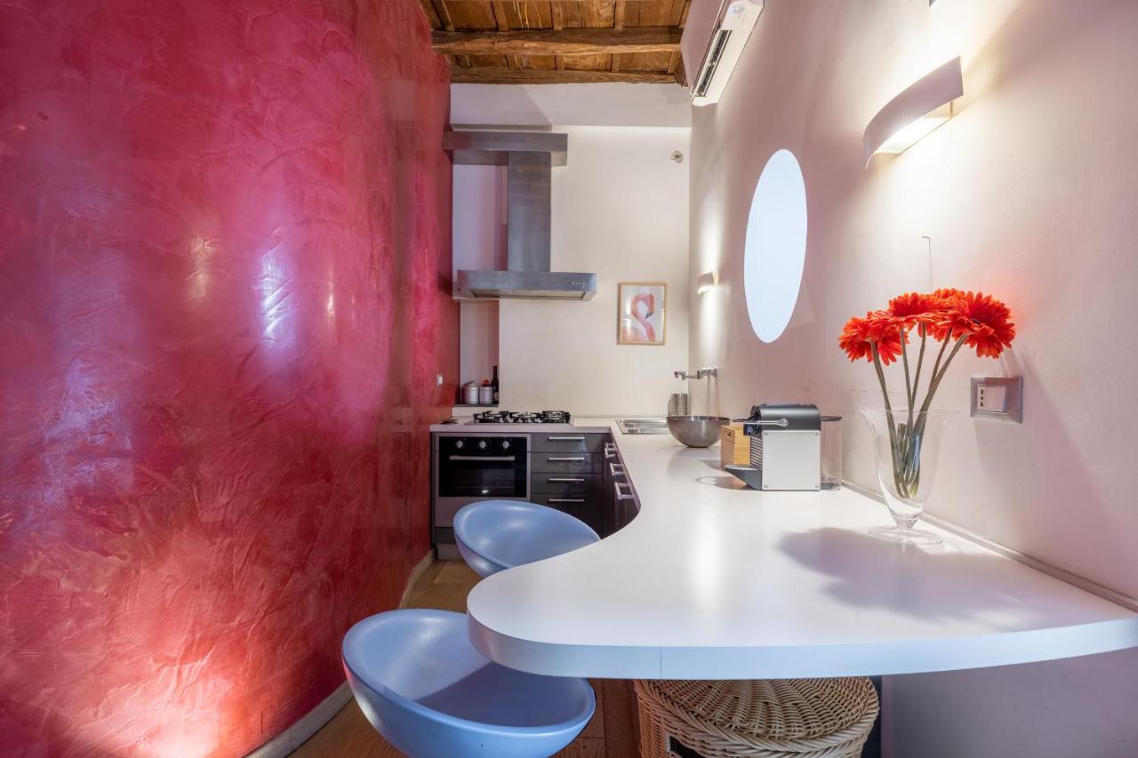 Modern Apartment In Campo De Fiori Рим Экстерьер фото