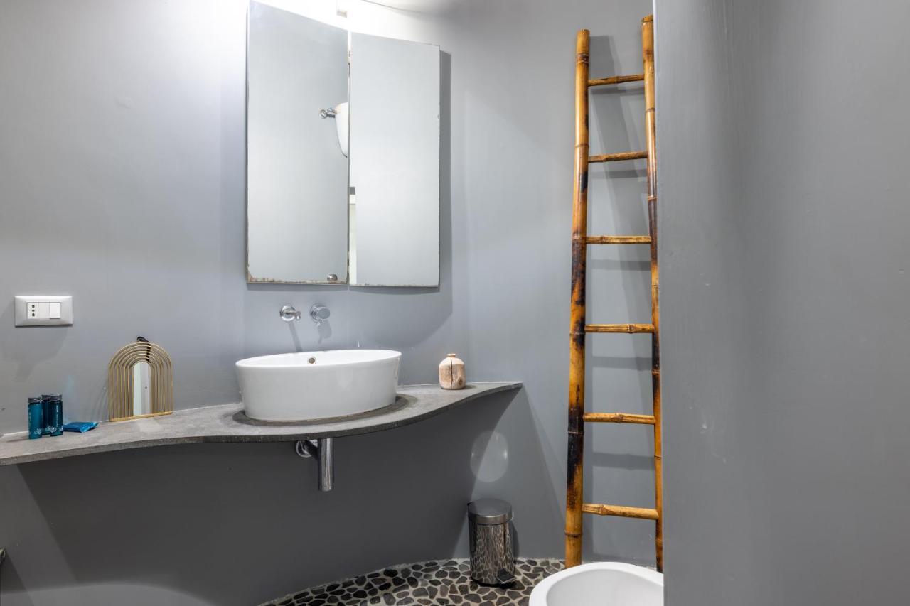 Modern Apartment In Campo De Fiori Рим Экстерьер фото