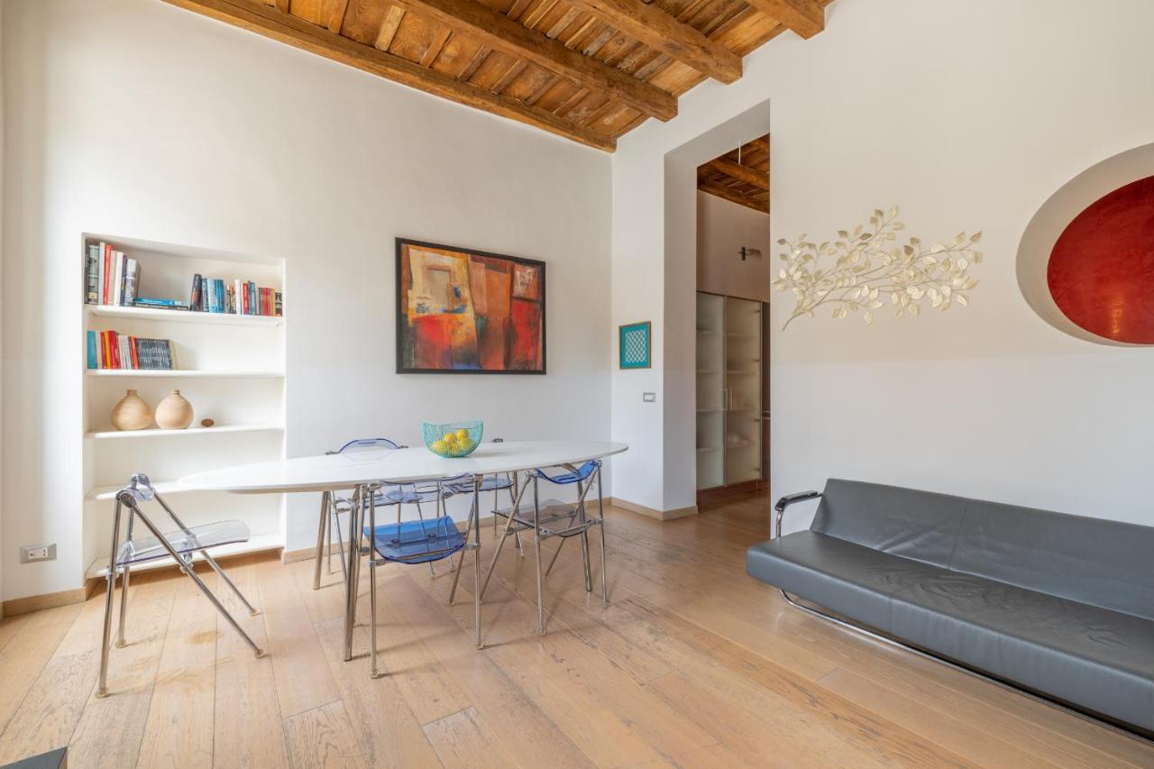 Modern Apartment In Campo De Fiori Рим Экстерьер фото
