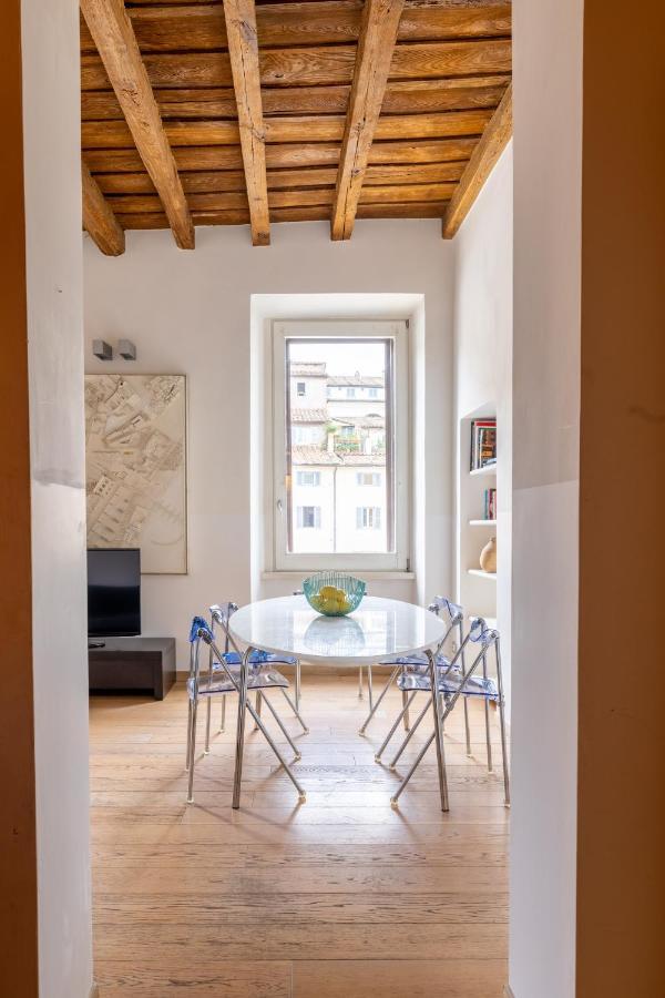Modern Apartment In Campo De Fiori Рим Экстерьер фото