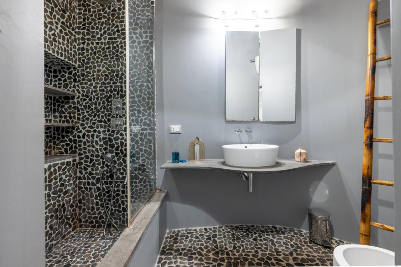 Modern Apartment In Campo De Fiori Рим Экстерьер фото
