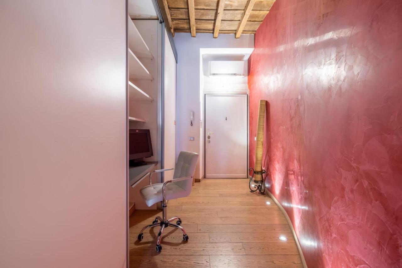 Modern Apartment In Campo De Fiori Рим Экстерьер фото